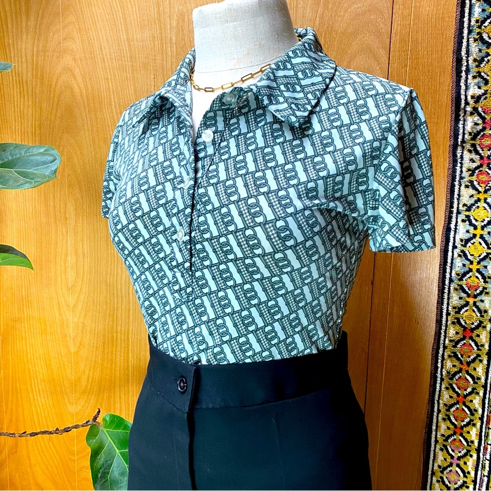 ❇️ Vintage Mint and Sage Green Shirt ❇️